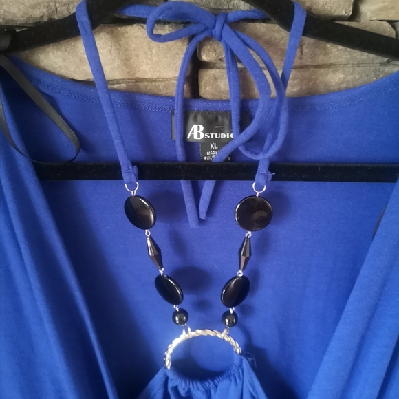 AbStudio-Cobalt Blue Top - Picture 2 of 4